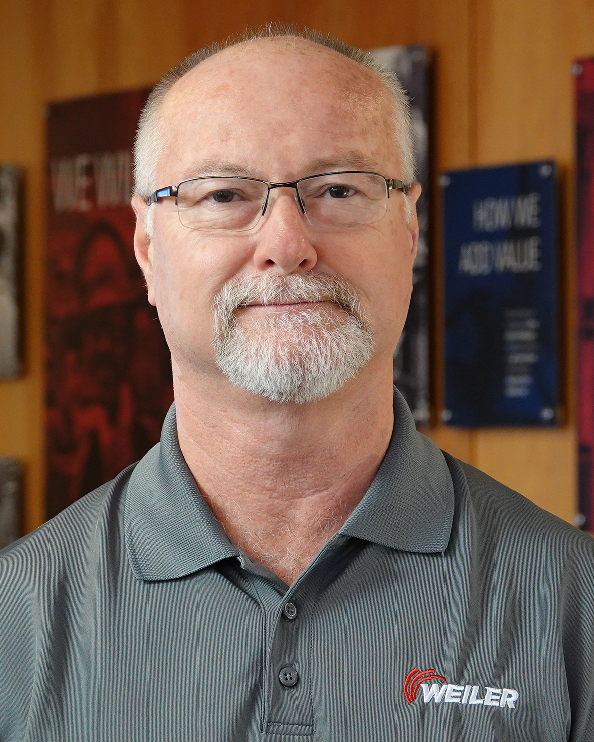 David Jescovitch, abrasives specialist manager with Weiler Abrasives, times a cutting application on a foundry casting.