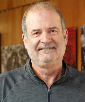 Mark Riley, regionalni vodja prodaje pri Weiler Abrasives